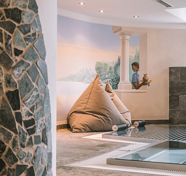 Ischgl Hotel mit Pool im 4*S Hotel Solaria 